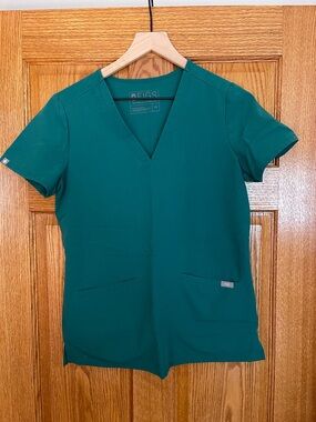 Figs Casma Scrub Top (Green)